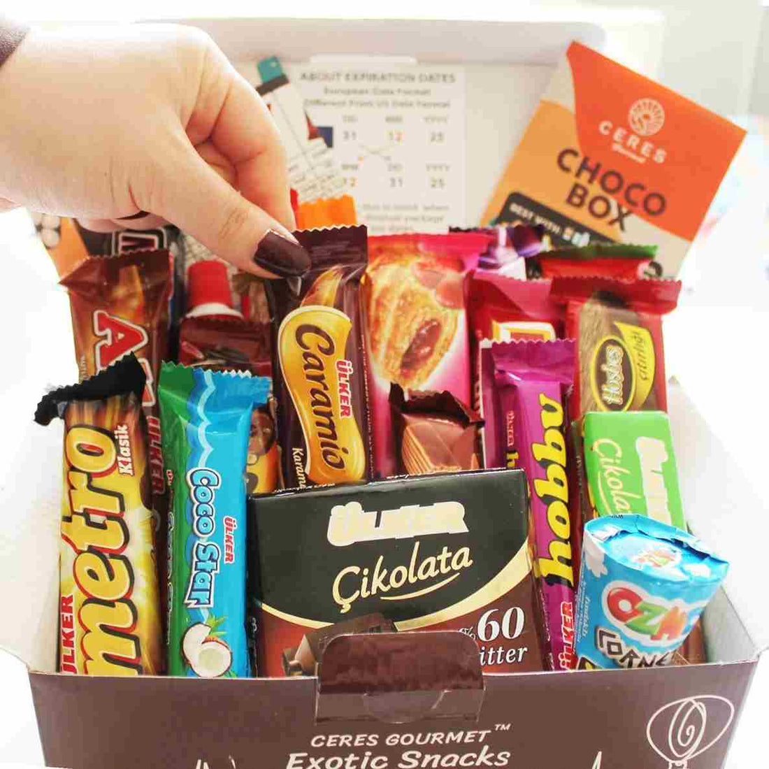 International Snack Boxes with No Subscription Required