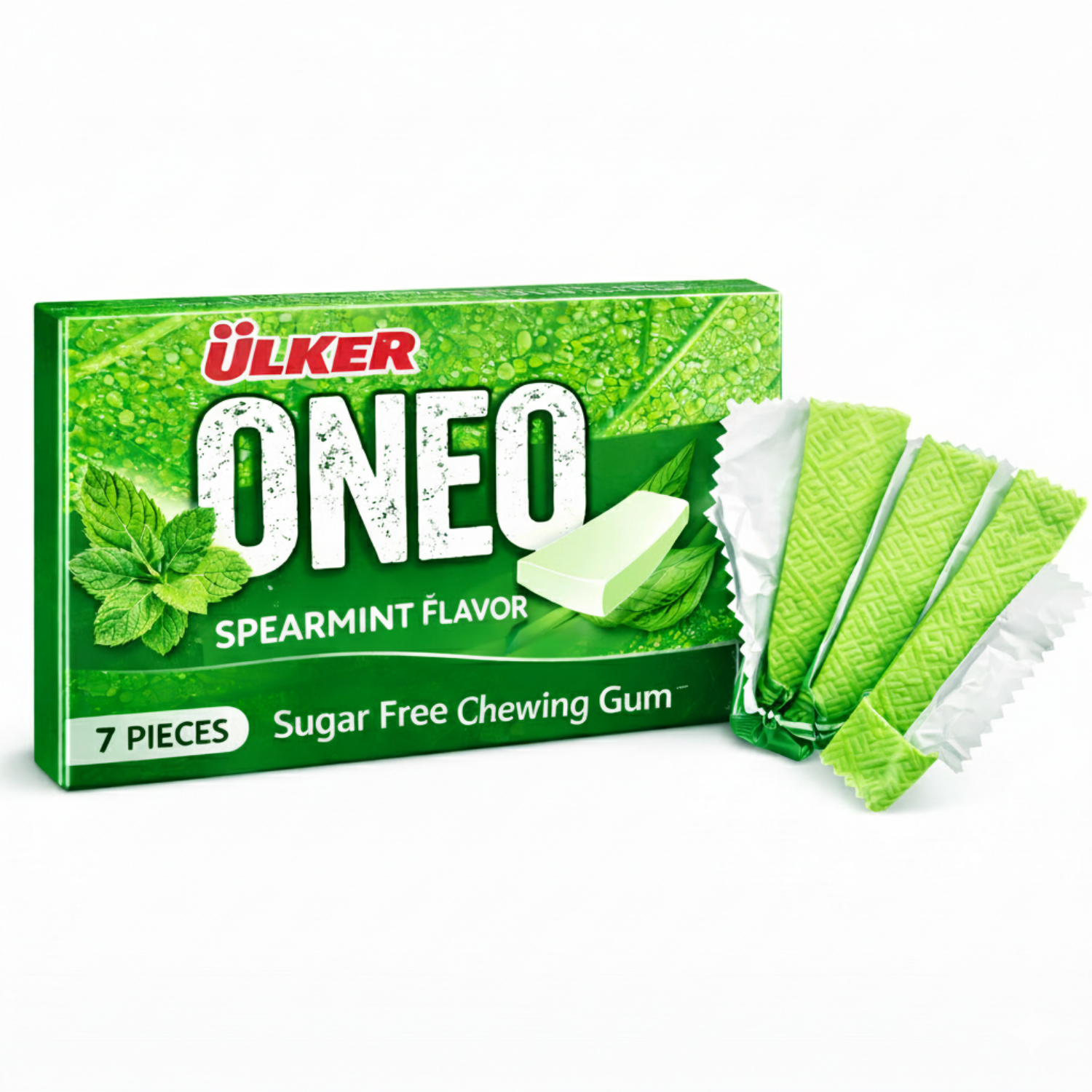 Ulker Oneo spearmint flavor chewing gum packaging with gum pieces on a white background