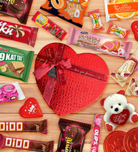 Heart Shaped International Snack Box for Loved Ones, Valentine Days Snack Box for Lovers and Couples