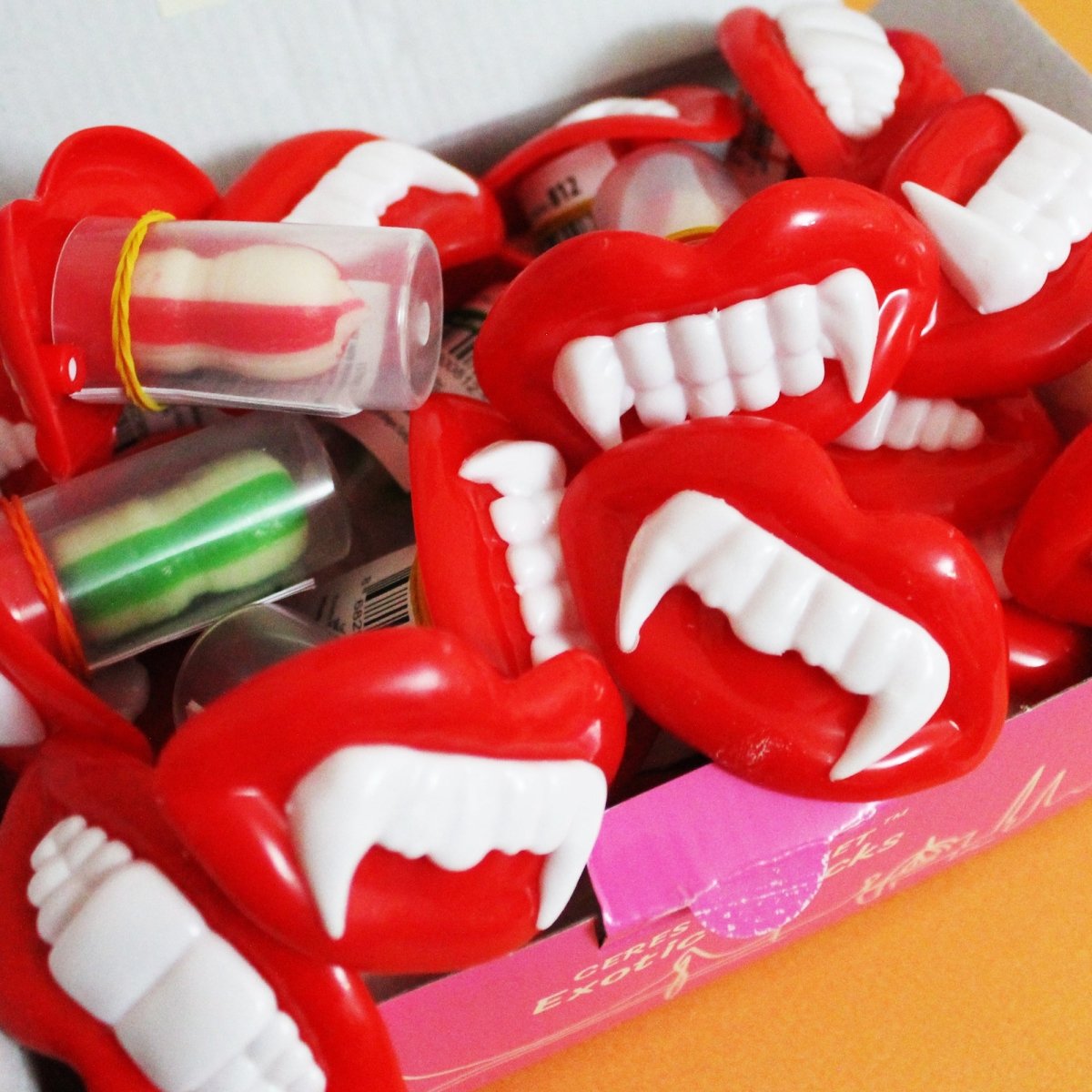 Wax Vampire Teeth Fang Candy Bulk 20 Pcs, Individually Wrapped Fake Buck Teeth Candies, Creepy Scarry Lips Vintage Retro Hard Lollipop Candy for Thanksgiving and Christmas - Ceres Gourmet