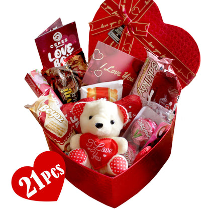 Heart Shaped International Snack Box for Loved Ones, Valentine Days Snack Box 