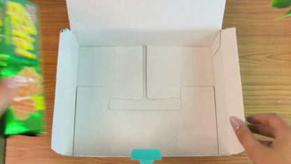 Snack Boxes from Around the World – 30 Delicious Snacks - Midi Box
